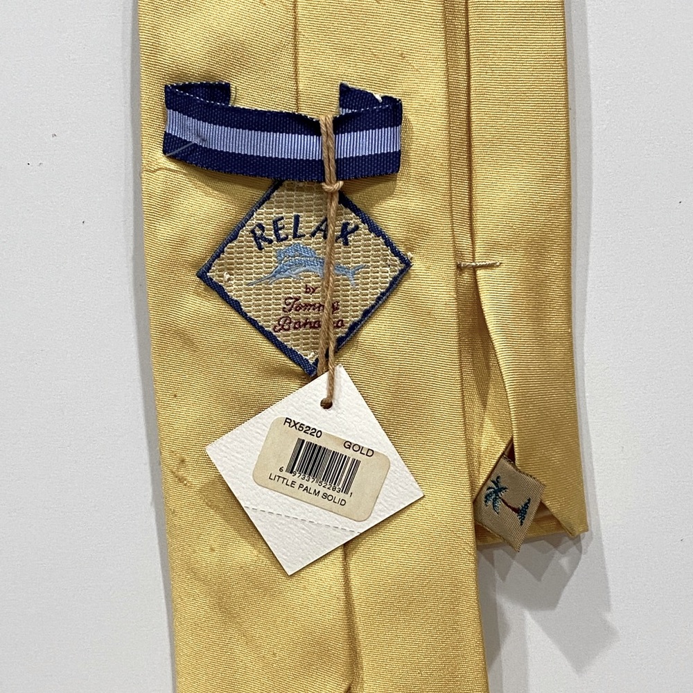 Tommy Bahama Gold Silk Tie “Little Palm Solid” - Picture 4 of 6